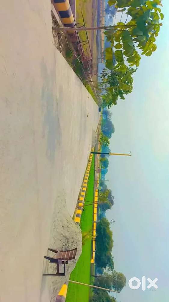 अटलपुरम टाउनशिप के नजदीक कॉलोनी में गेट बंद कॉलोनी में प्लॉट