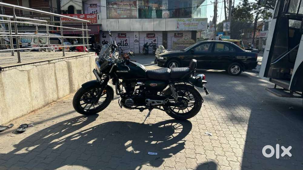 Top Model Hness CB350 SPORT KIT Installed Matt Green