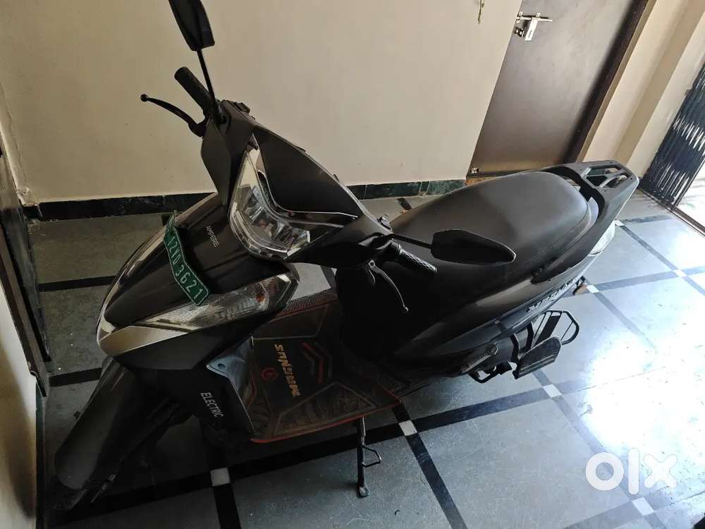 Ampere Magnus EV Scooter  for Sale