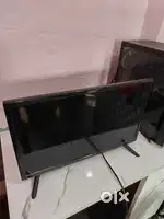 Murphy 24 Inch LED TV - Excellent Condition with Bill & Documents