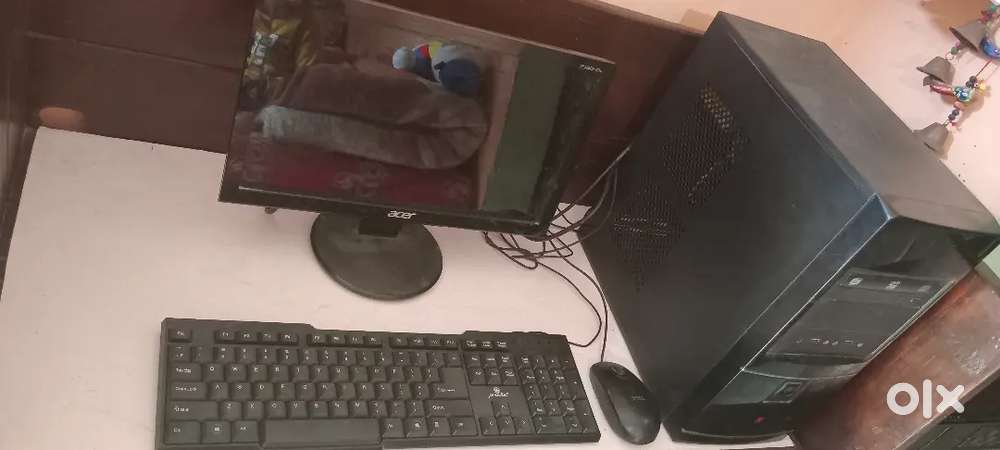 Desktop PC 4 gb 500 gb