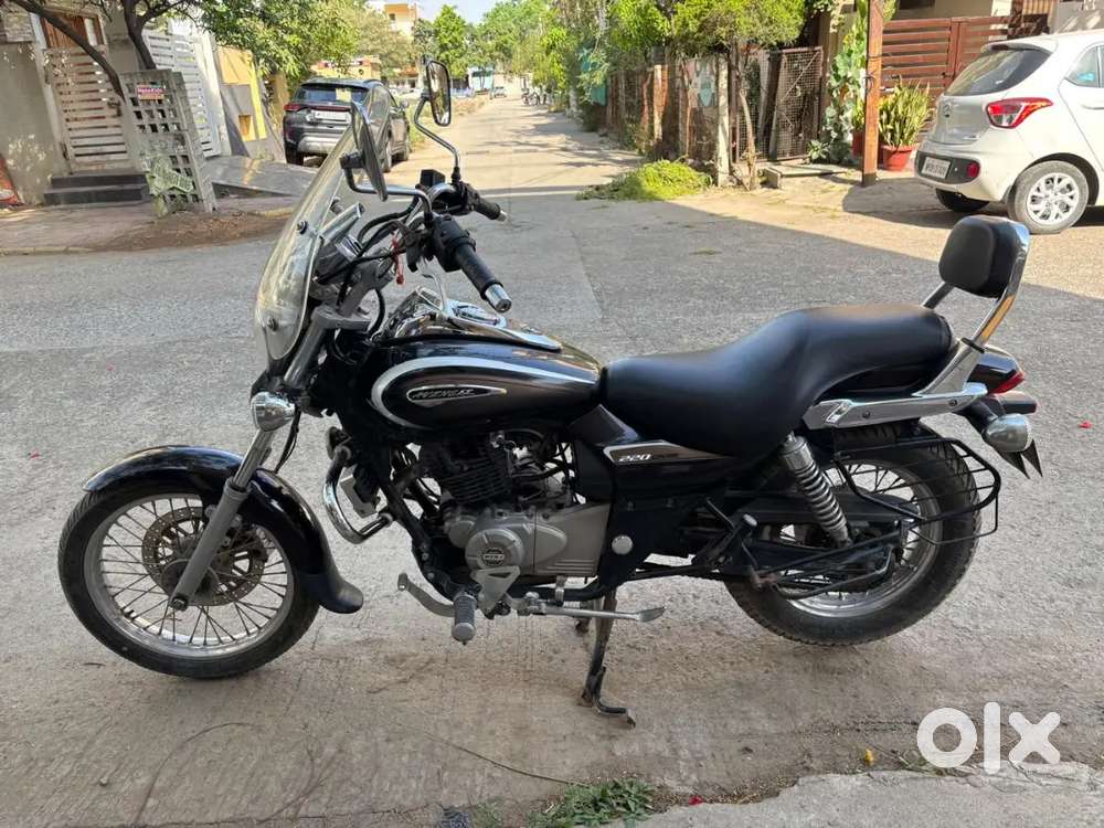 Avenger Cruise ABS 220cc