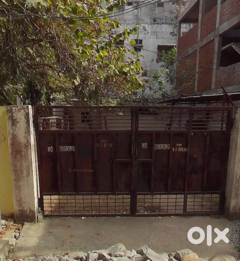 227 Gaz Prime Residential Plot for Sale – Pensionpura, Langer House