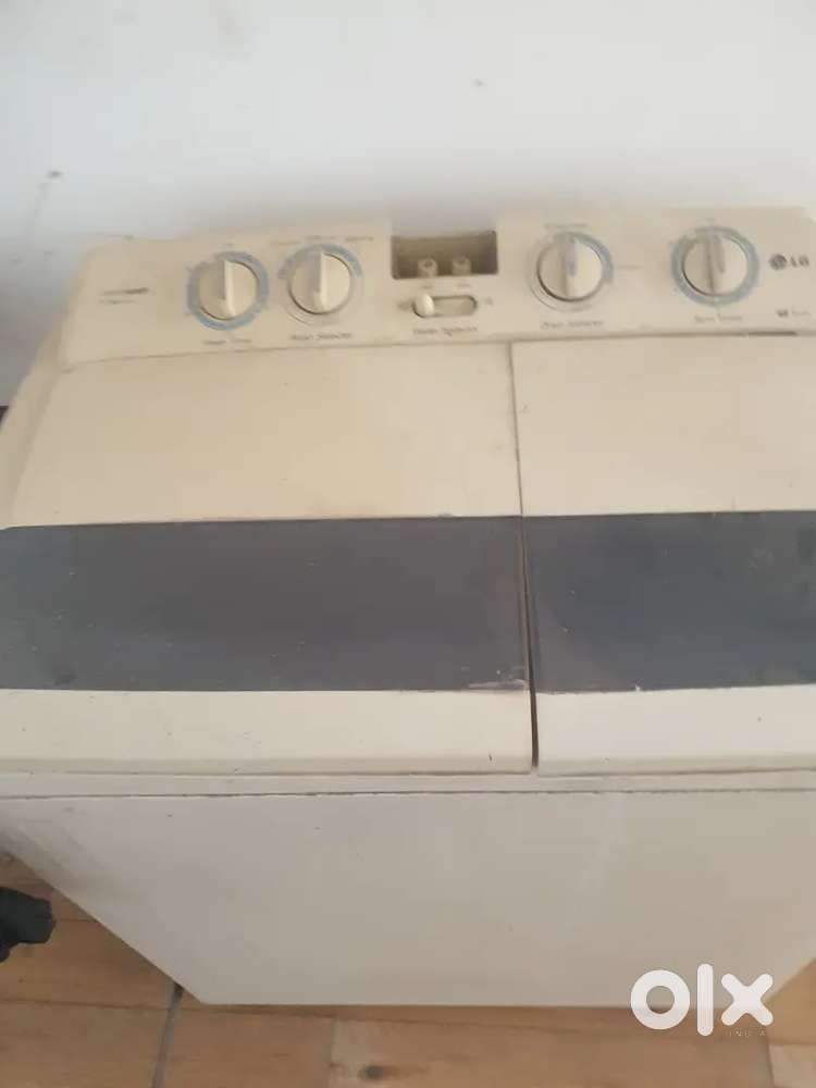 LG 7kg semi automatic washing machine