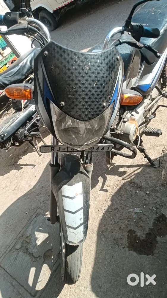 Bike badiya hai achi condition me h