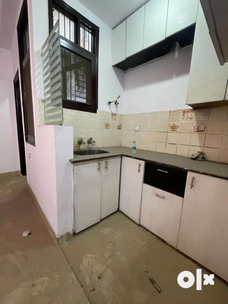 1 bhk builder floor with two washrooms for sale in indirapuram