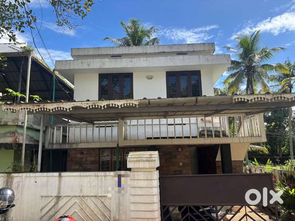 5 cents plot with 1500 sqft 3 bhk house for sale Kureekad.