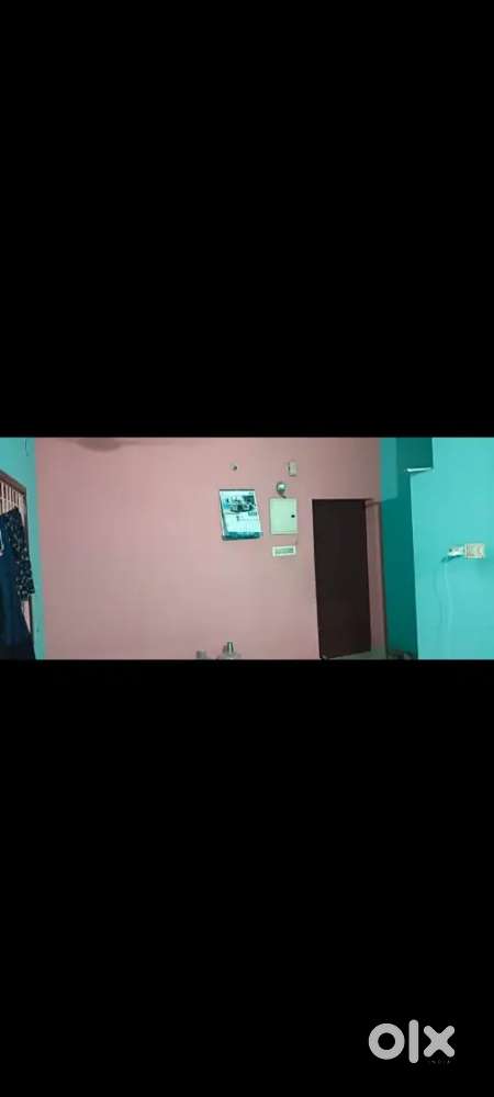 We are searching female roommates