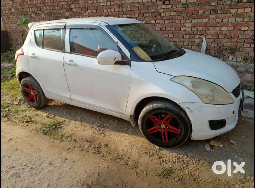 Maruti Suzuki Swift vxi