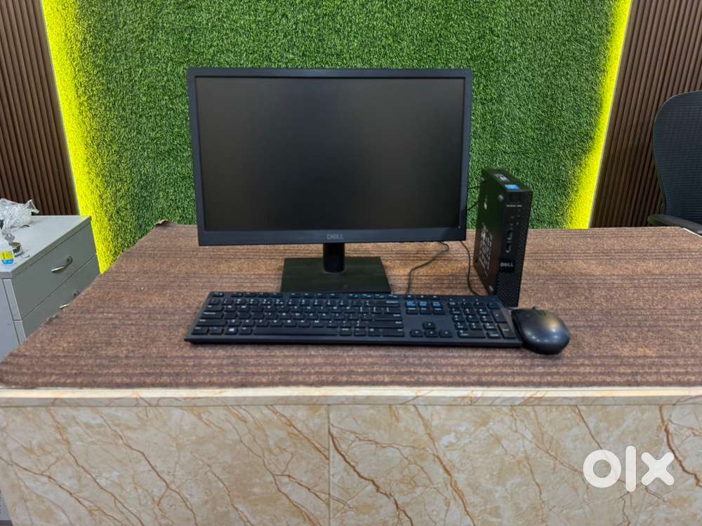 Dell Complete PC set at just 7999/-