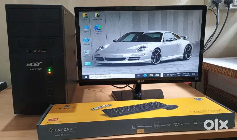 Lenovo AMD A8 6th gen computer set in very Good condition