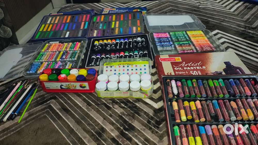 Painting and drawing material