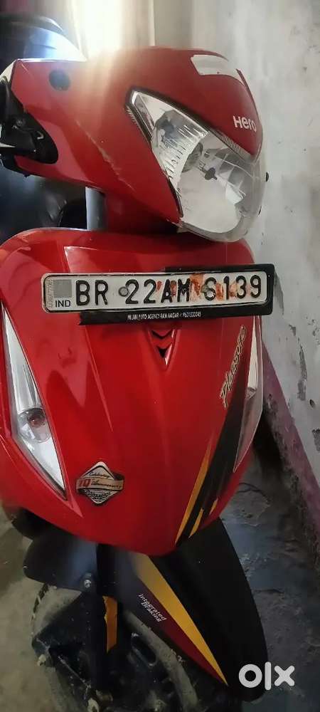Hero pleasure scooty
