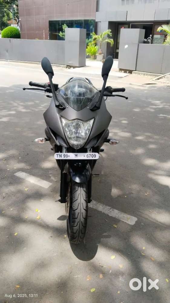 SUZUKI GIXXER SF
