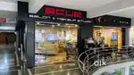Female salon manager