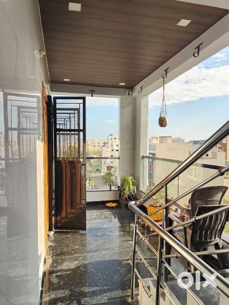 3 bhk flat for resale