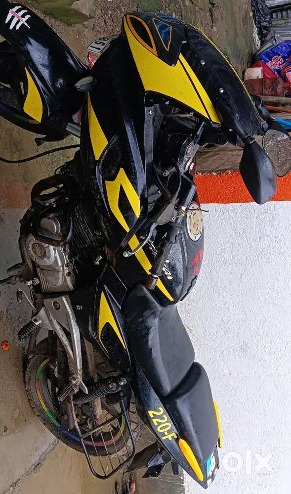 Bajaj pulsar 220f good condition
