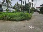 Aluva town  7 cent plot for sale