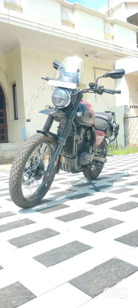 Yezdi Adventure,2024 model