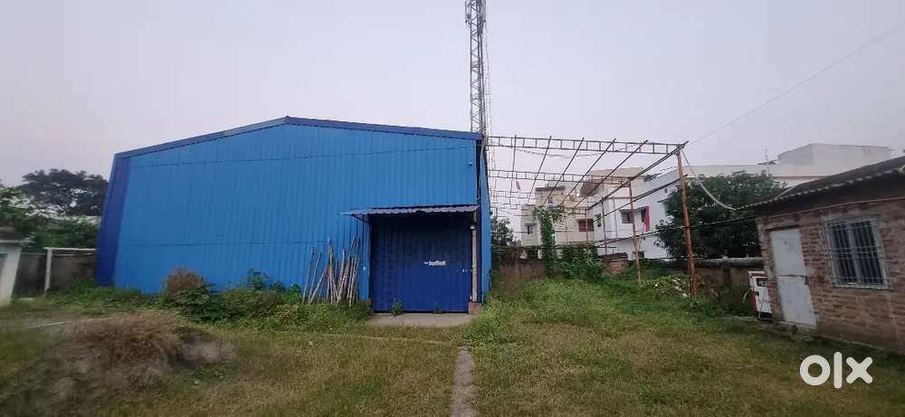 5000 sq fit लोहा का शेड.