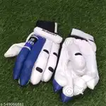 Trendy Cricket Gloves