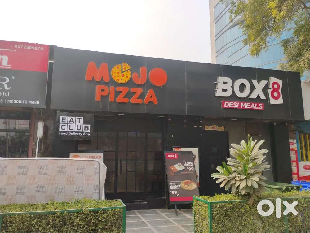 Box 8 mozo pizza