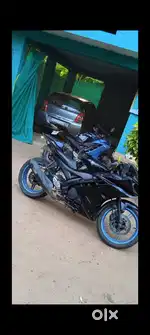Yamaha r15 v2