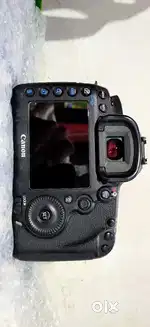 Canon 5d mark iii. Full frame   New Condition  (Add Thane )