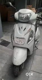 Suzuki Access