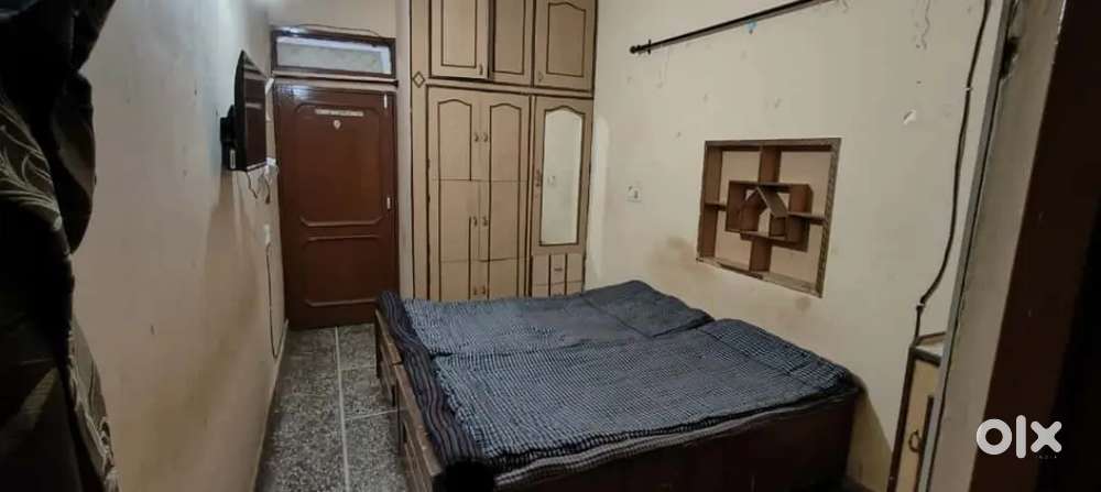 Need a Tenant (Unmarried girl only)