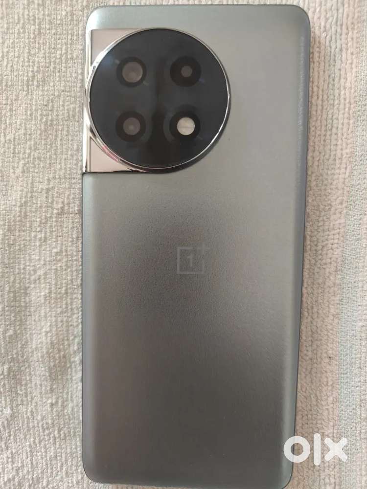 One plus 11R,  8/128gb.