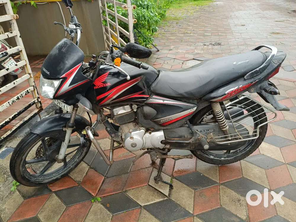 Honda shine 125 for sale urgent before new year