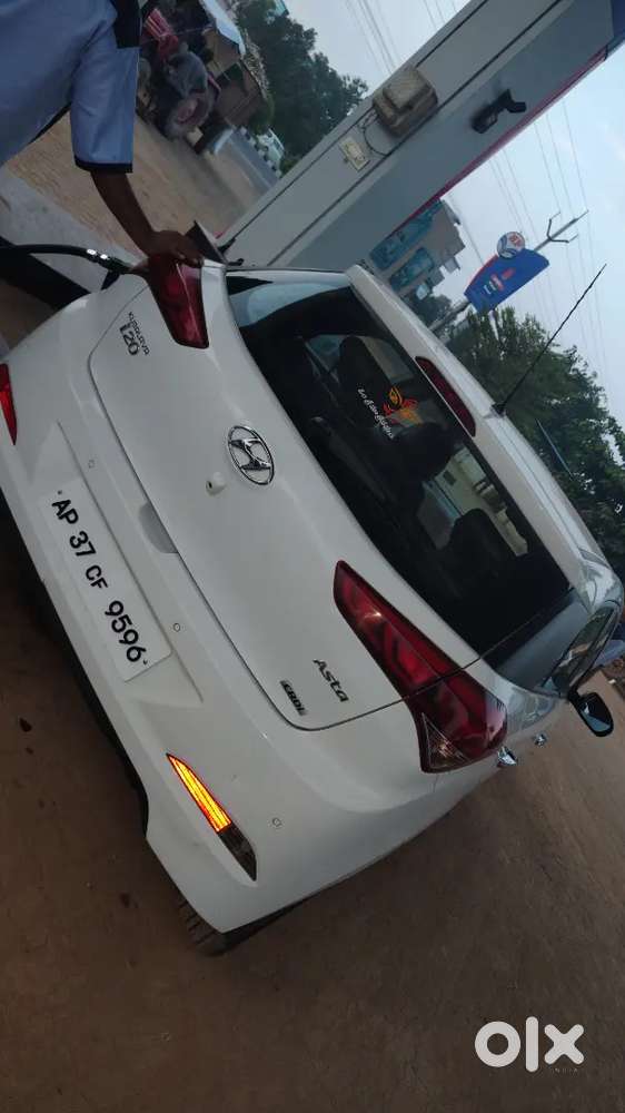 Hyundai Elite i20 2015 Diesel 87000 Km Driven