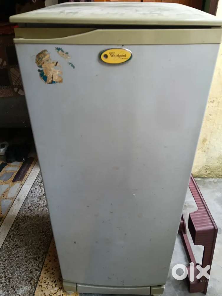 Whirlpool big size fridge