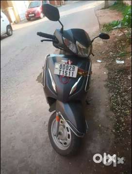 I want to sell my activa 6g urgently