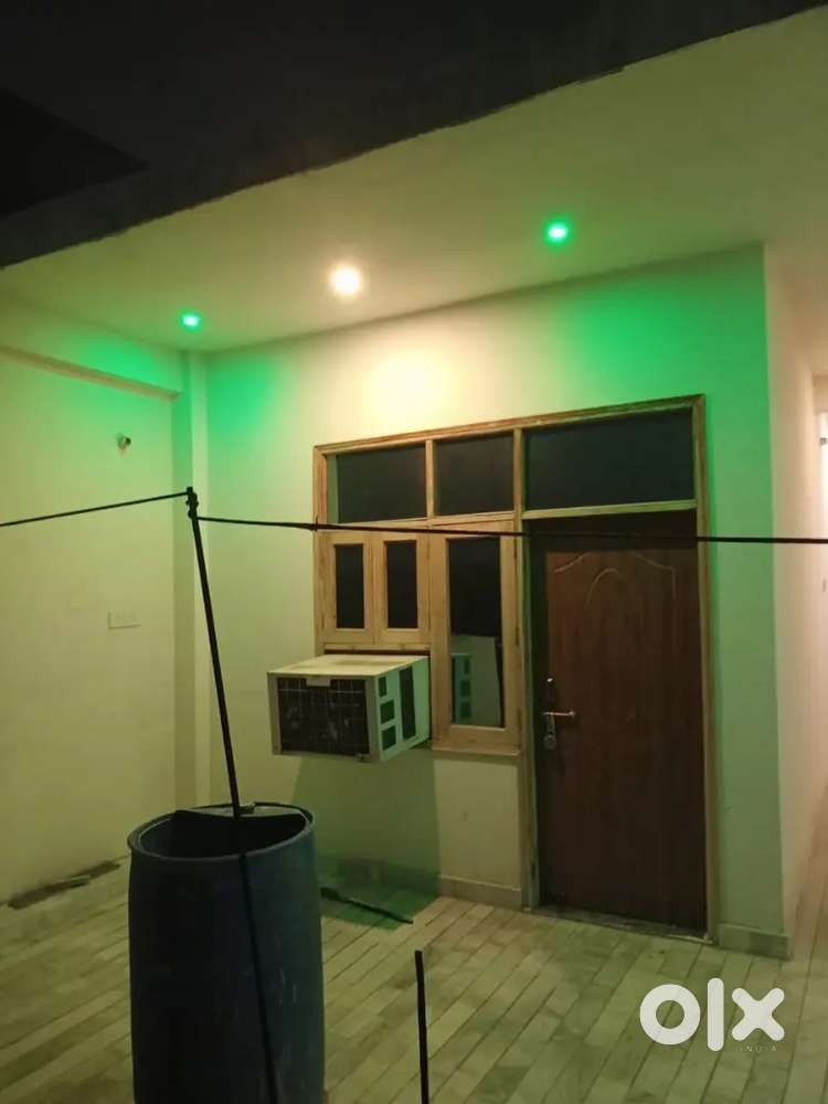 Independent three room set for rent