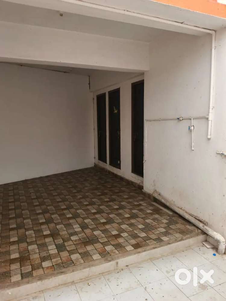 Shop for rent