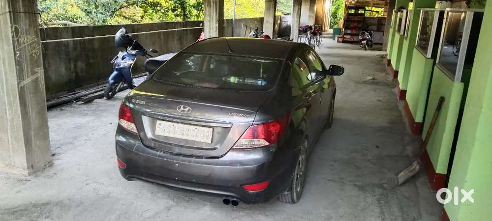 Hyundai Verna 2012 Diesel Good Condition No Scratch