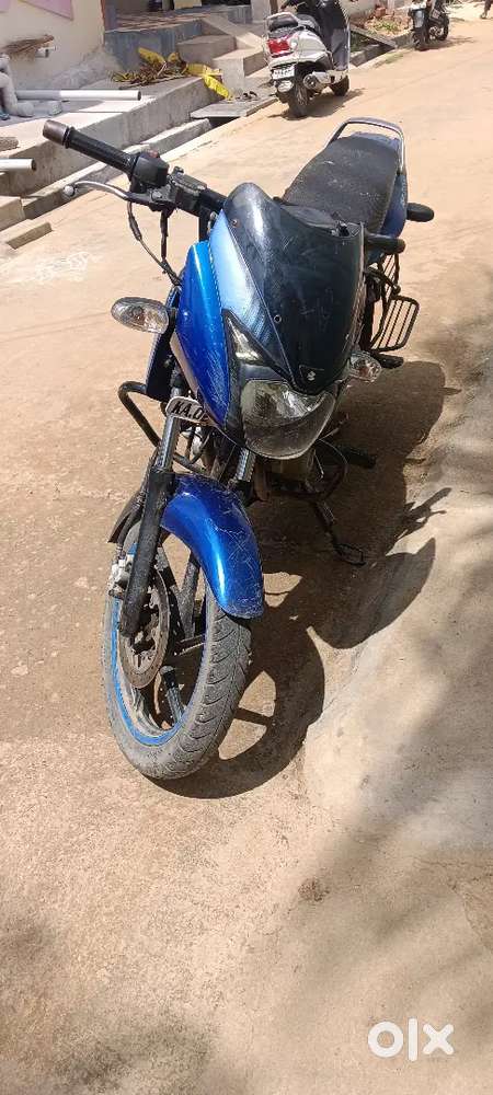Pulsar 150