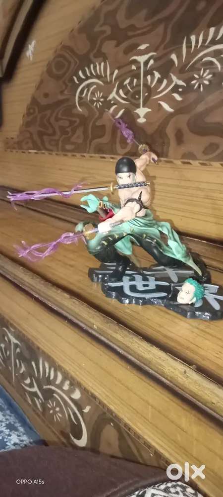 Zoro action figure in very good condition