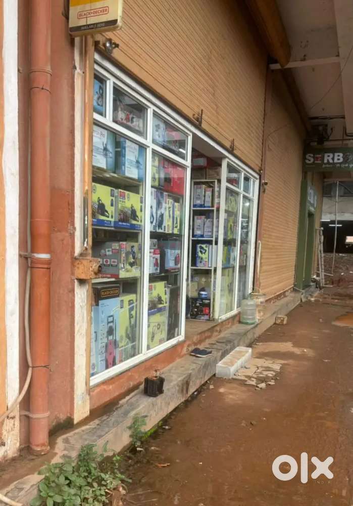 62M²+62M² SIDE FACING SHOP/GODOWN IN ST INEZ