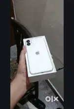 Iphone 11 (64 GB )   Face off With box