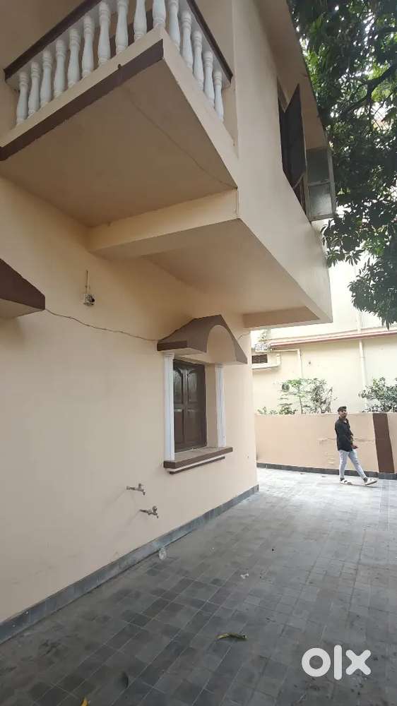 3 bhk villa for rent