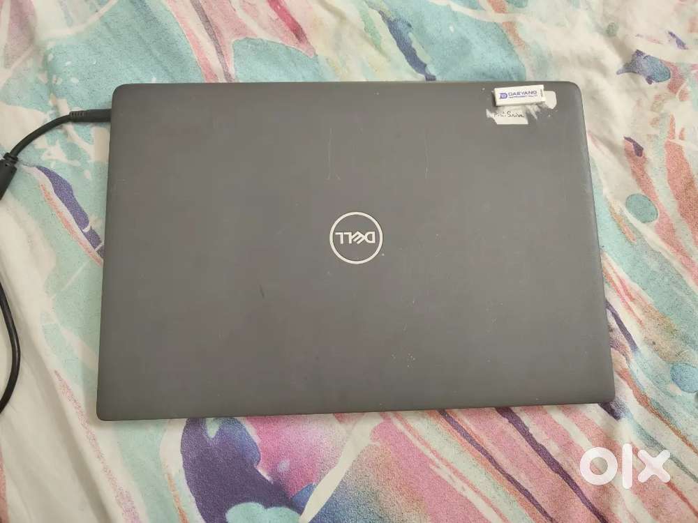 Dell Latitude 3410. i510th gen/8GB/512GB