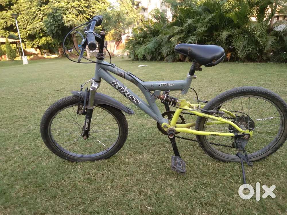 Dual suspension hai  dono Tyre new hai