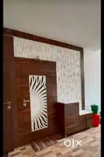 फलेट शोरूम में फर्नीचर ओर ओल वकॅ सॉल्यूशन अरजंन्ट