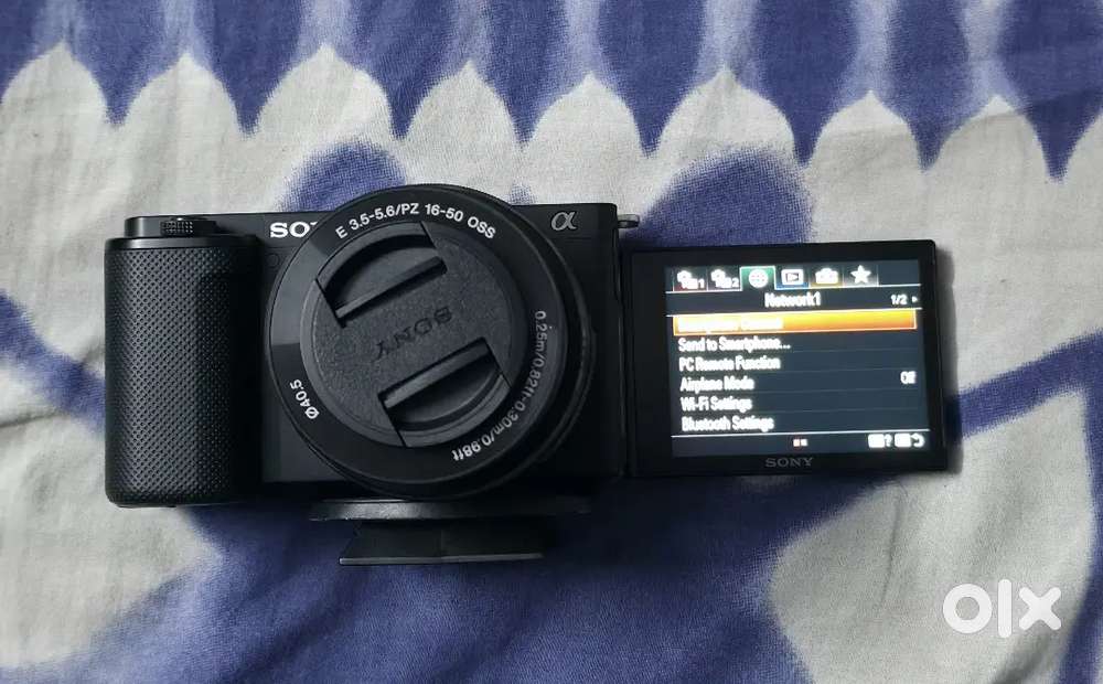 SONY alpha ZV E10 mirror less camera with 100-400 mm lens