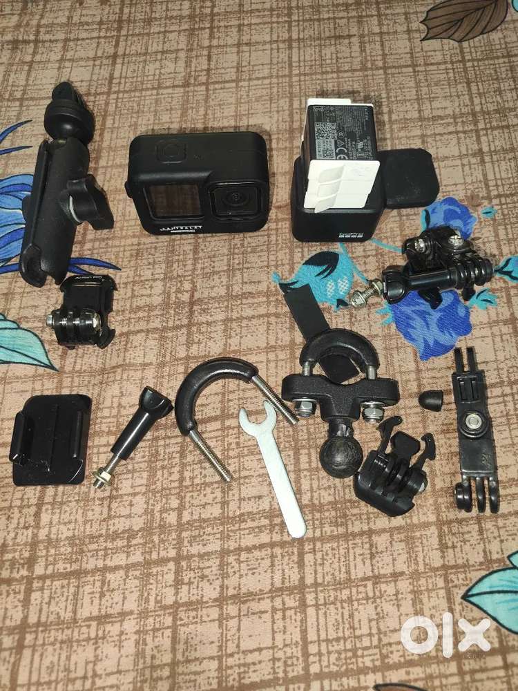 Gopro Hero 12 with Batteries (3pcs)