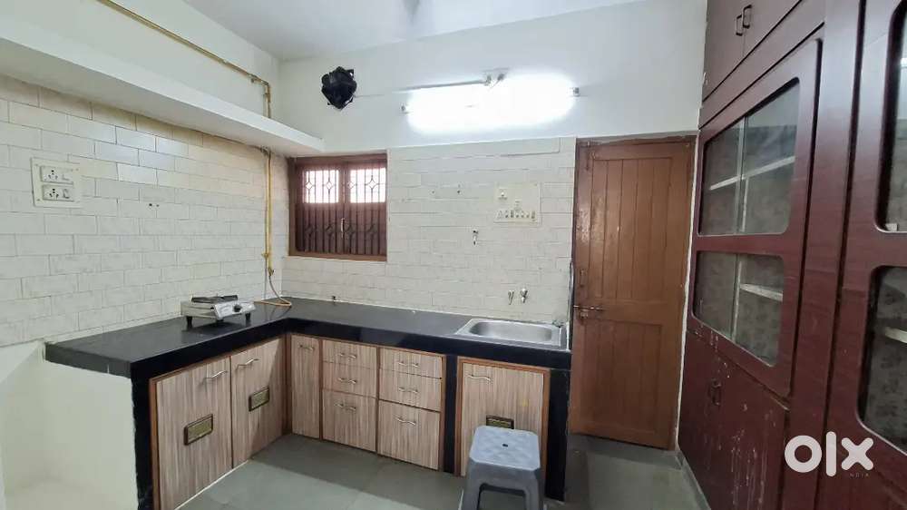 2BHK ROAD TOUCH SAMIFURNISED HOUSE FOR RENT NEW SAMA ROAD