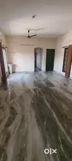 3bhk fast floor for rent 17k car parking